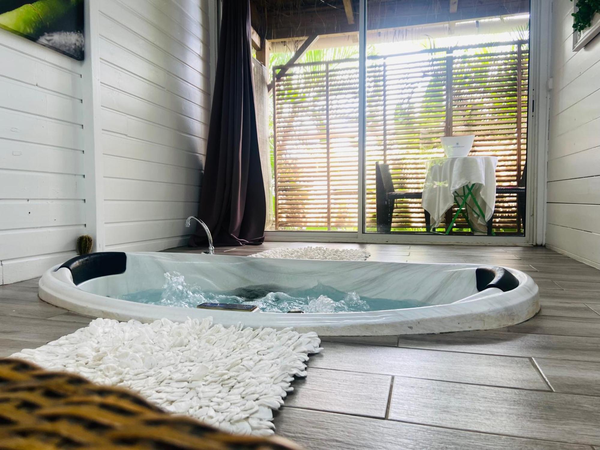 Eden Paradise Ecolodge & Spa Sainte-Luce Chambre photo